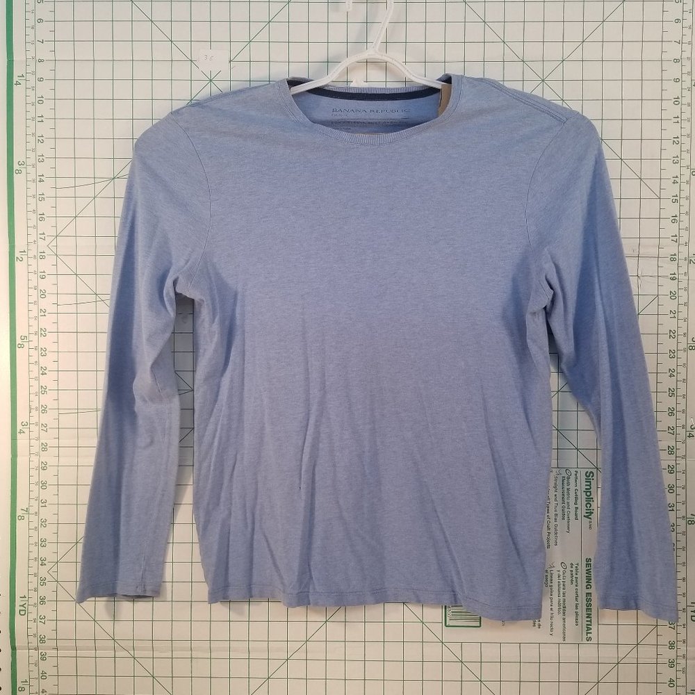 Banana Republic Long Sleeve Tee